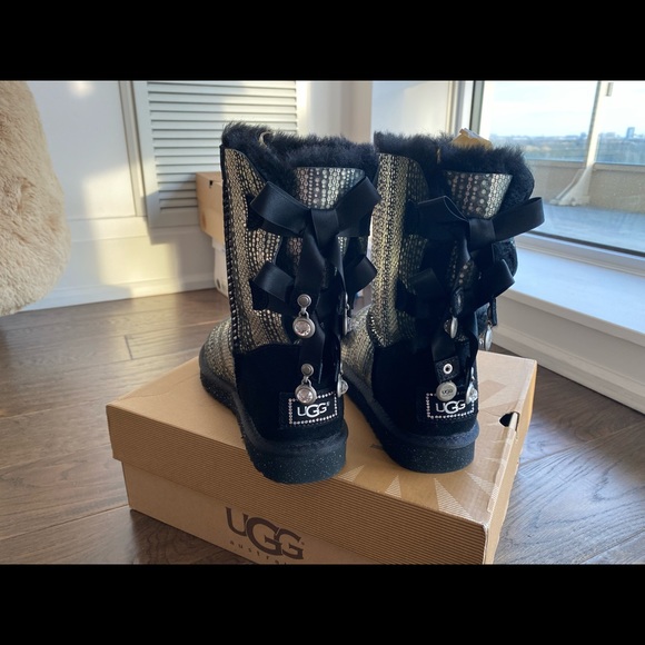 $$SOLD$$ UGG boots Bailey Bow Bling - Picture 3 of 5